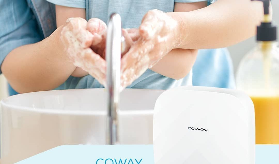 Salah satu cara untuk mencegah tertular virus Corona adalah dengan mencuci tangan. Mencuci tangan de...