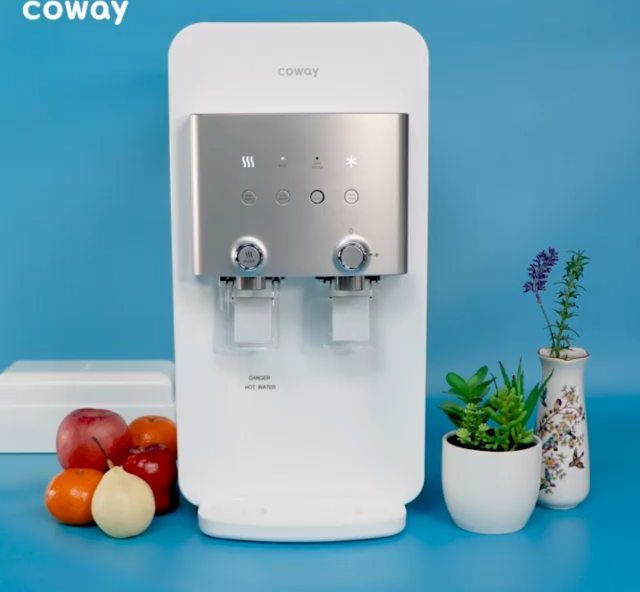 Seru yah memulai eco-life dengan membawa botol sendiri dari rumah. Psst, kamu tahu ga kalau jarak tr...